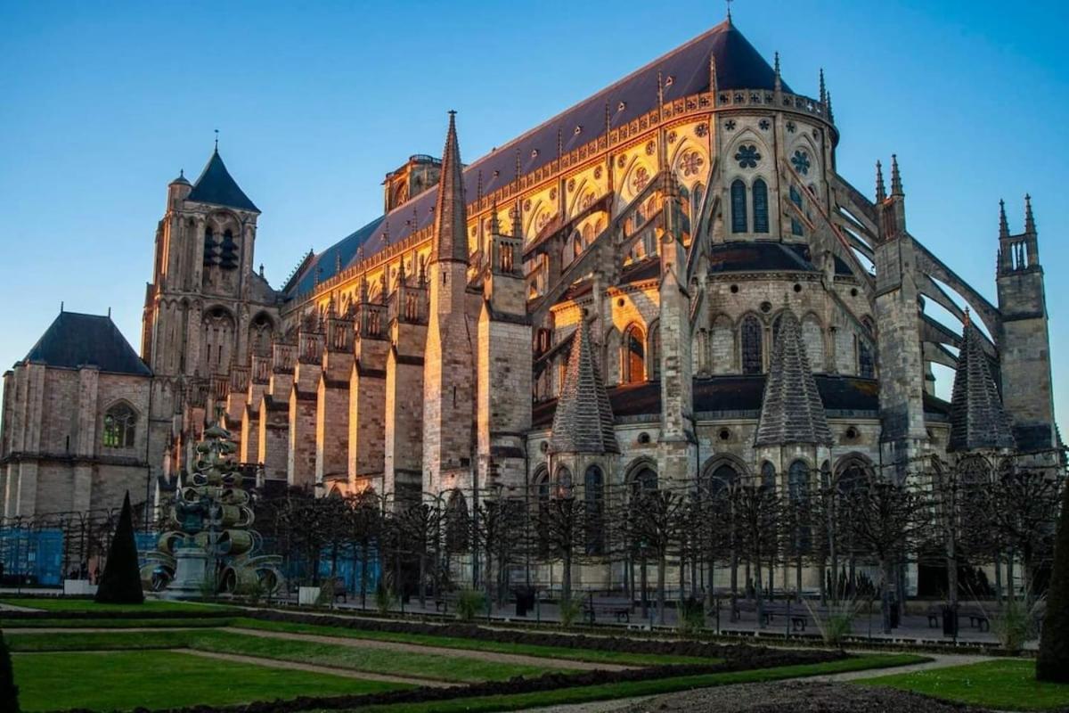 Apartamento Lumineux & Convivial Bourges Exterior foto